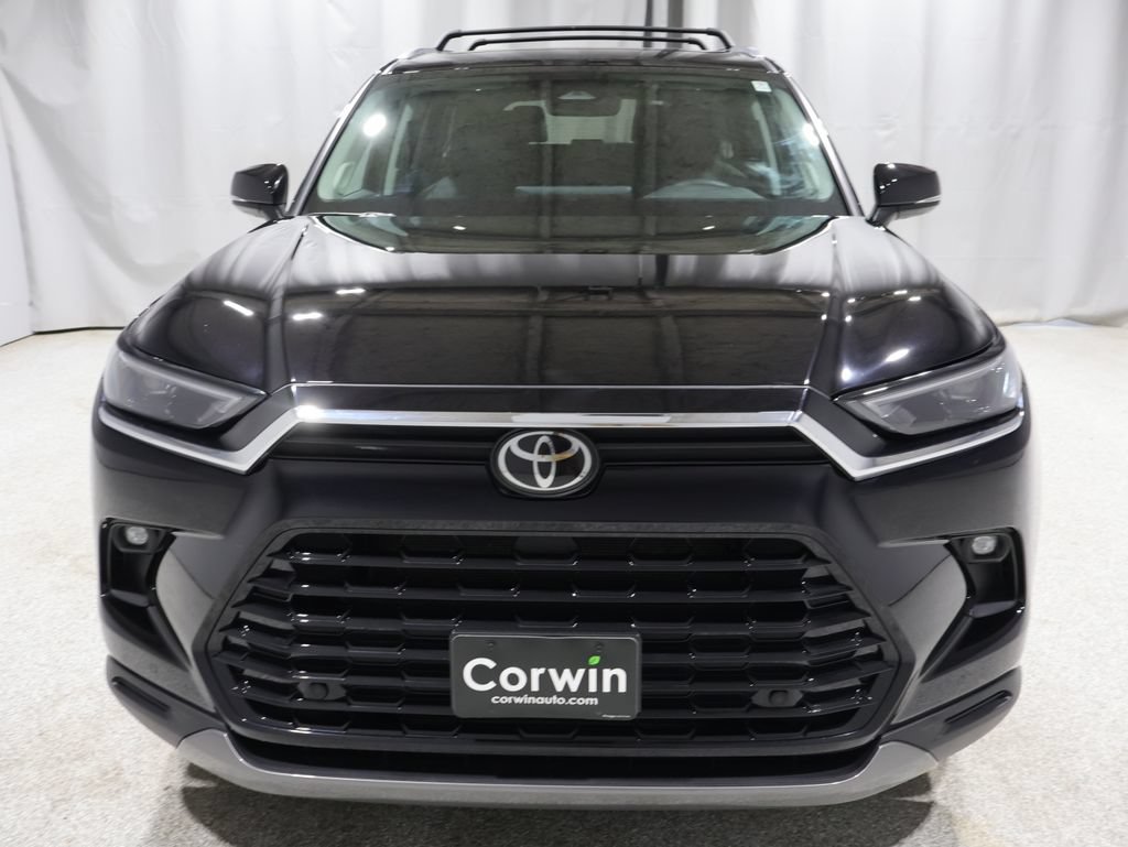 Used 2024 Toyota Grand Highlander AWD image 9