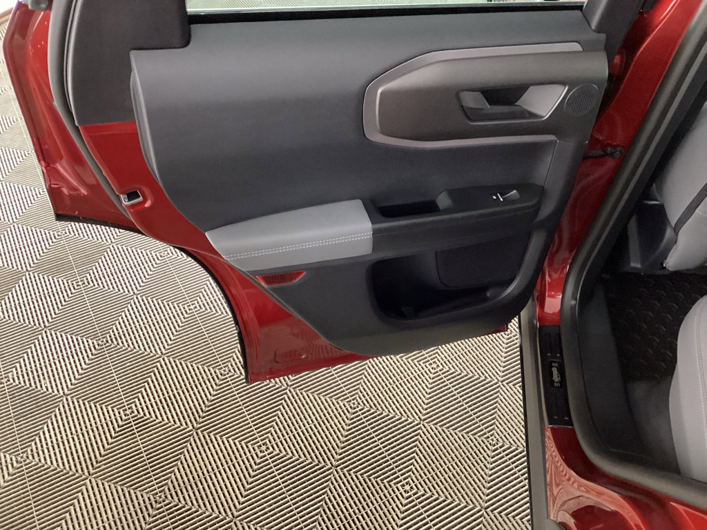 Used 2025 Ford Bronco Sport Badlands w/ Badlands Tech Package AWD/4WD image 14