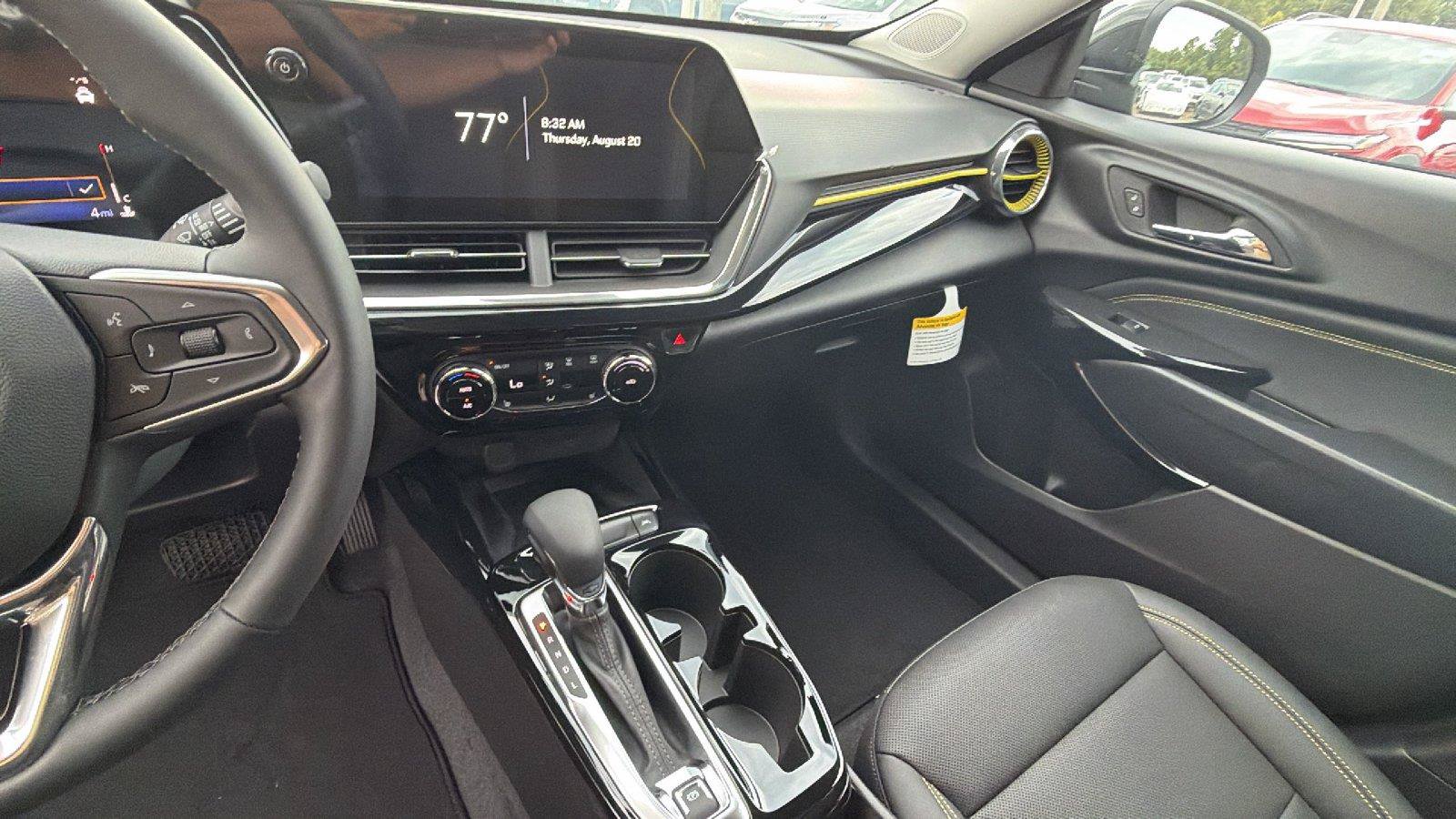 New 2026 Chevrolet Trax ACTIV w/ Sunroof Package FWD image 6