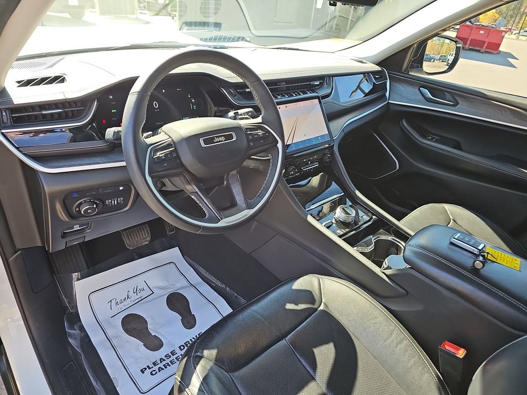 Used 2022 Jeep Grand Cherokee Limited 4xe w/ Luxury Tech Group II image 20