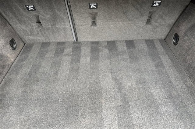 Used 2022 Buick Envision Essence w/ Sport Touring Package image 17