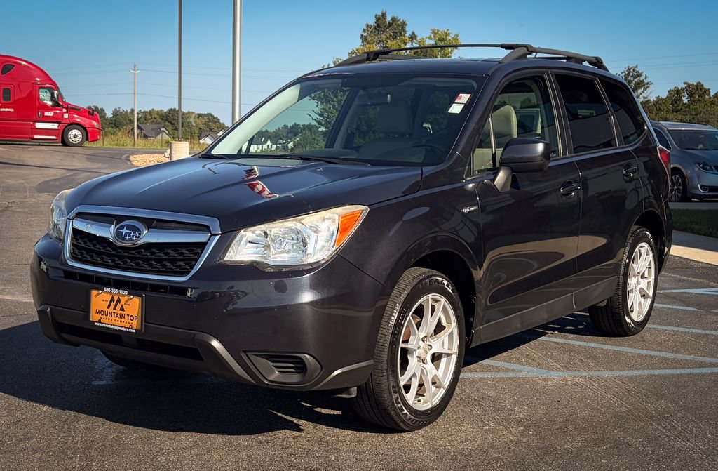Used 2014 Subaru Forester 2.5i Premium w/ All-Weather Package AWD/4WD image 17