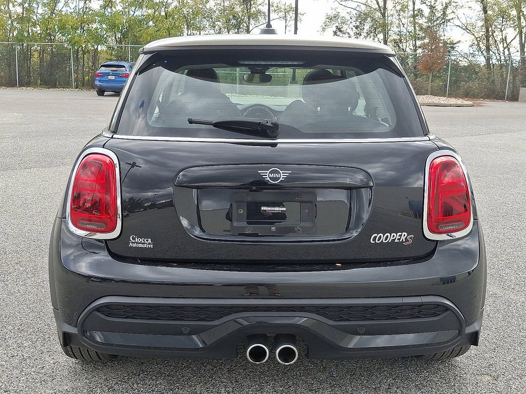 Used 2023 MINI Cooper S image 9