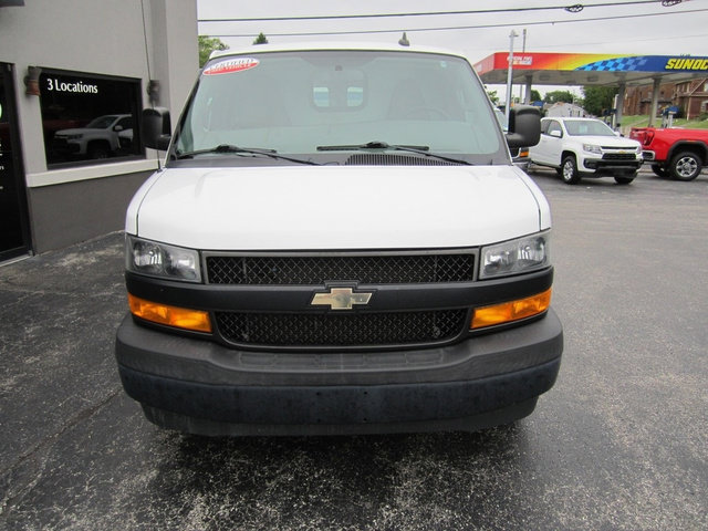 Used 2018 Chevrolet Express 2500 RWD image 19