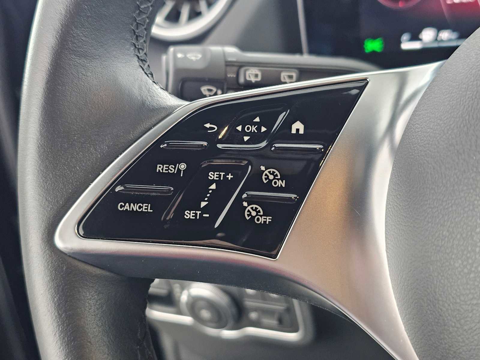 Certified 2025 Mercedes-Benz GLA 250 image 28