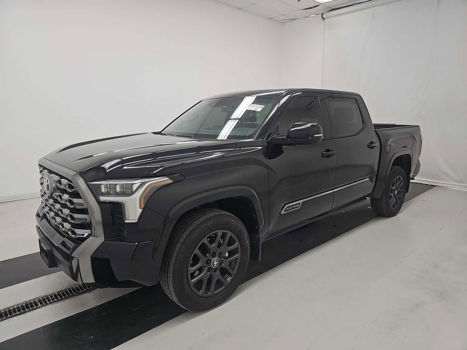 Used 2026 Toyota Tundra Platinum AWD/4WD image 3