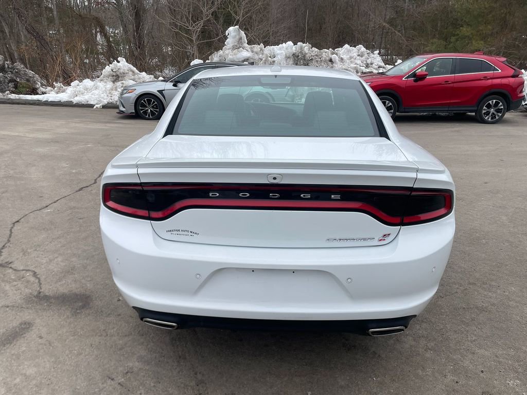 Used 2019 Dodge Charger SXT w/ Plus Group image 6