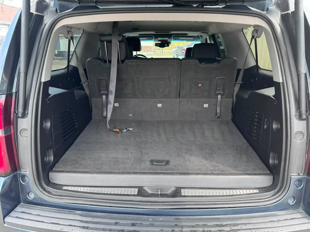 Used 2019 Chevrolet Suburban LT AWD/4WD image 9