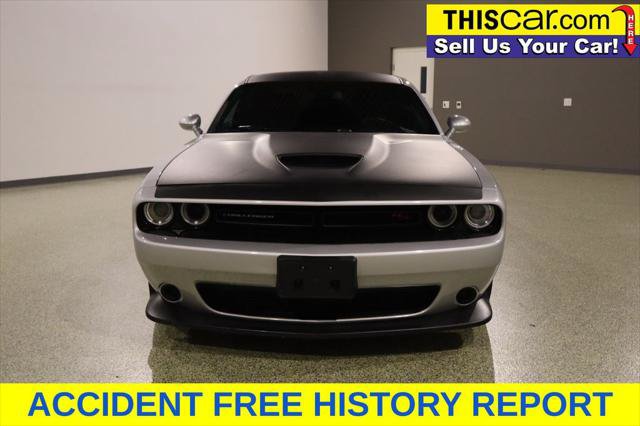 Used 2023 Dodge Challenger R/T RWD image 3