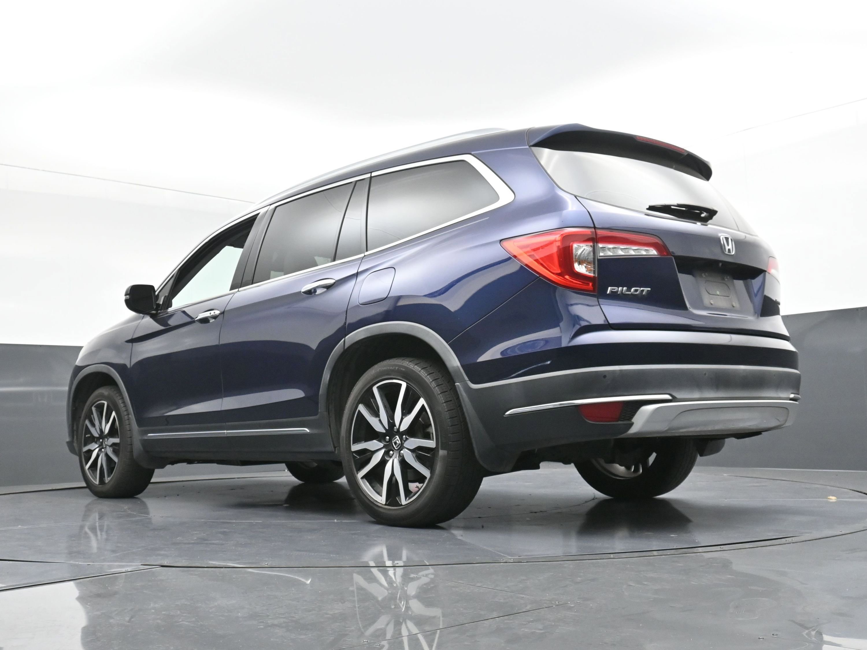 Used 2019 Honda Pilot Touring image 26