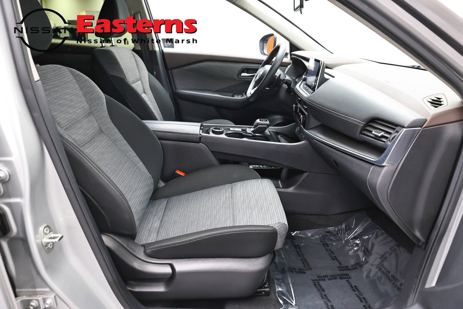 Used 2023 Nissan Rogue SV AWD/4WD image 24