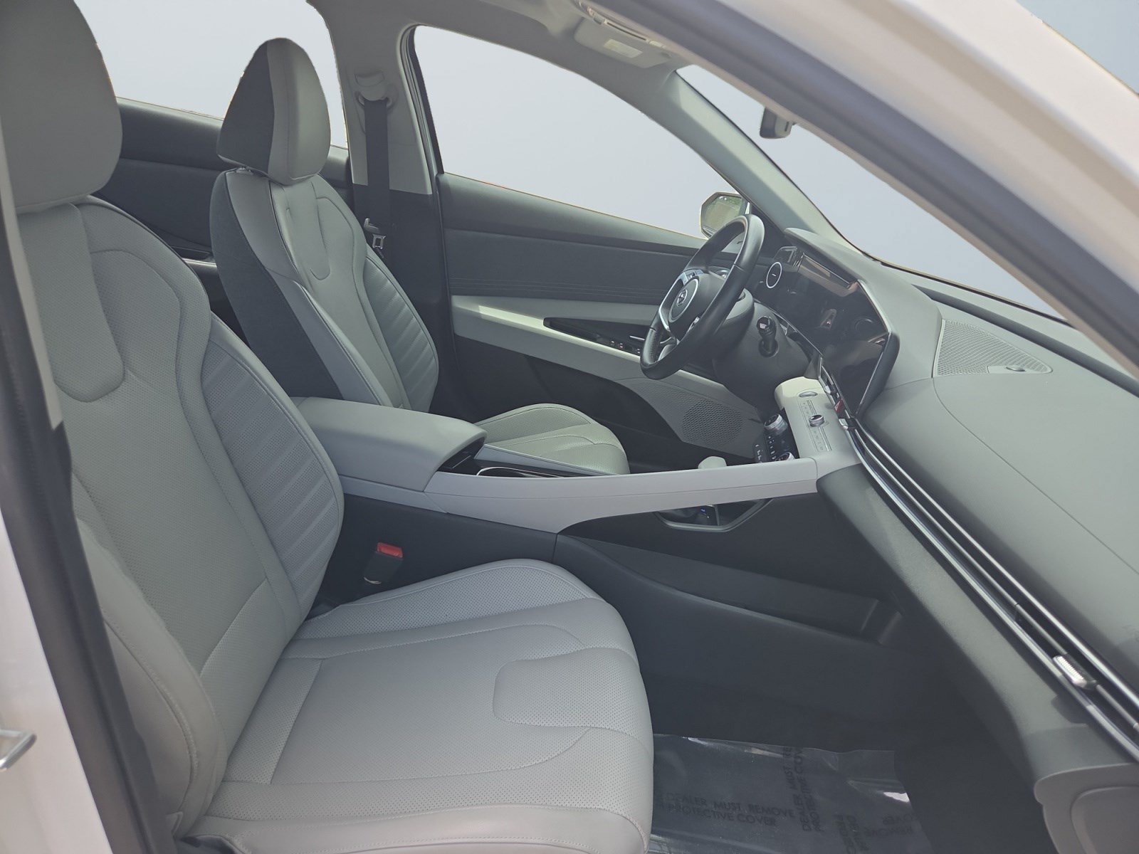 Certified 2023 Hyundai Elantra Limited FWD image 18