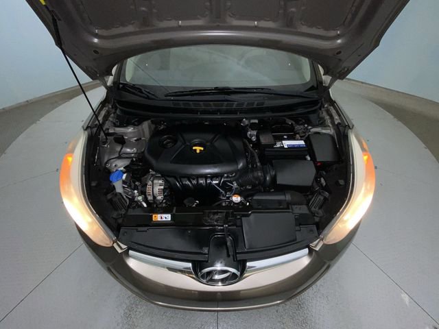 Used 2015 Hyundai Elantra SE image 23