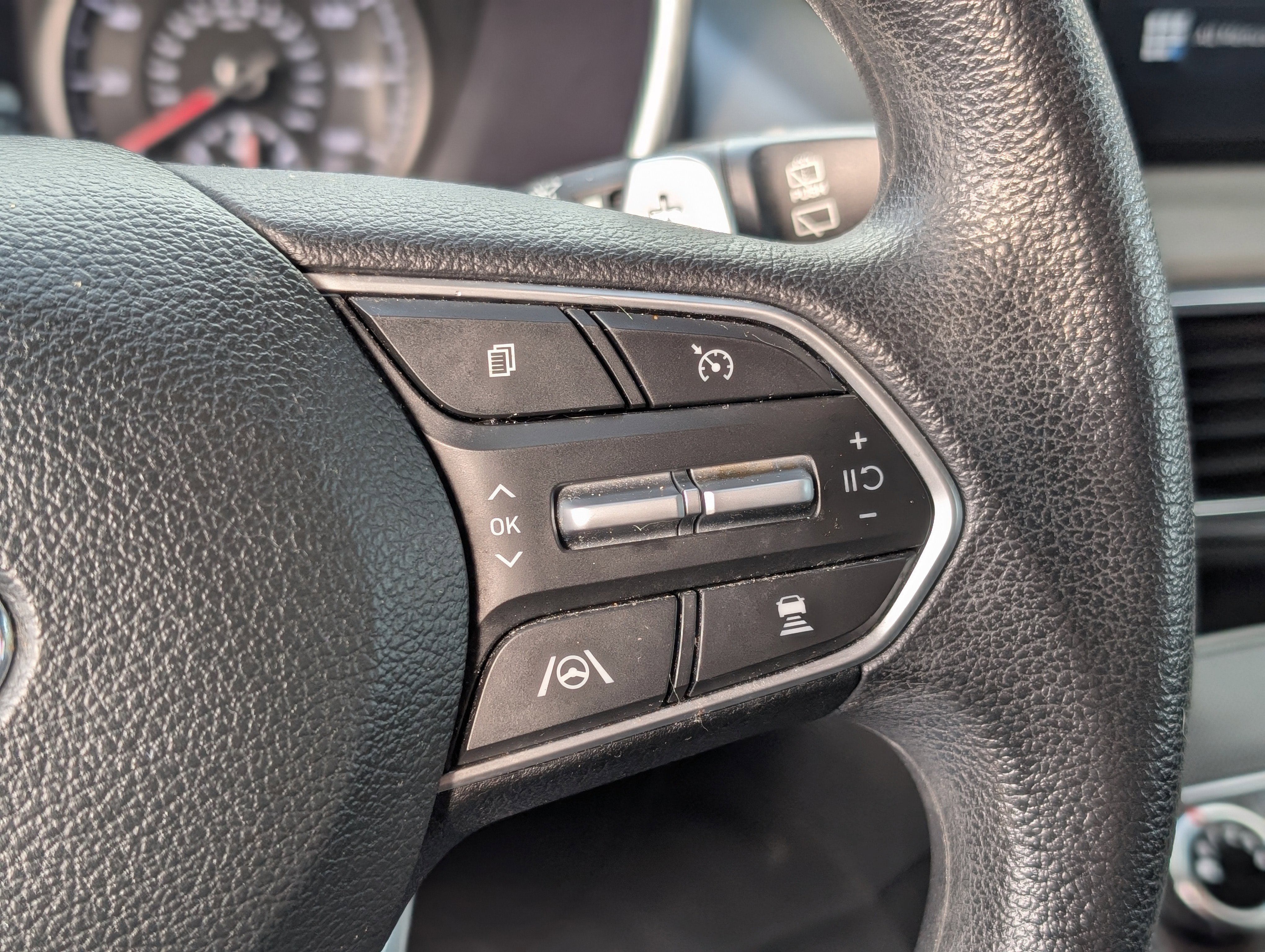 Used 2022 Hyundai Santa Fe SEL image 17