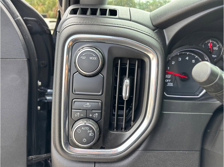 Used 2020 Chevrolet Silverado 1500 LT w/ All-Star Edition image 32