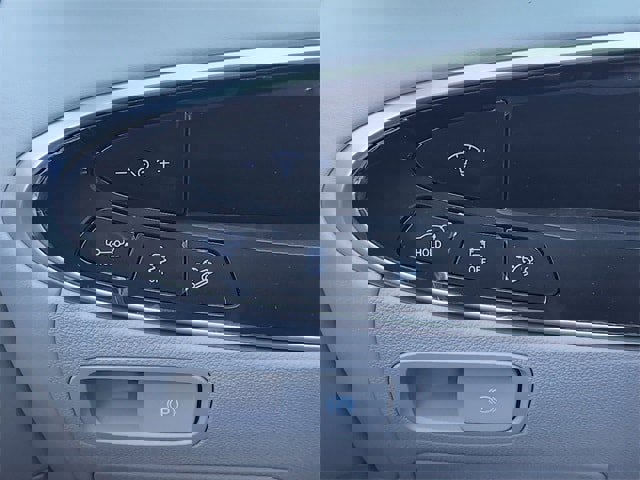 New 2026 Genesis GV70 2.5T Advanced image 17