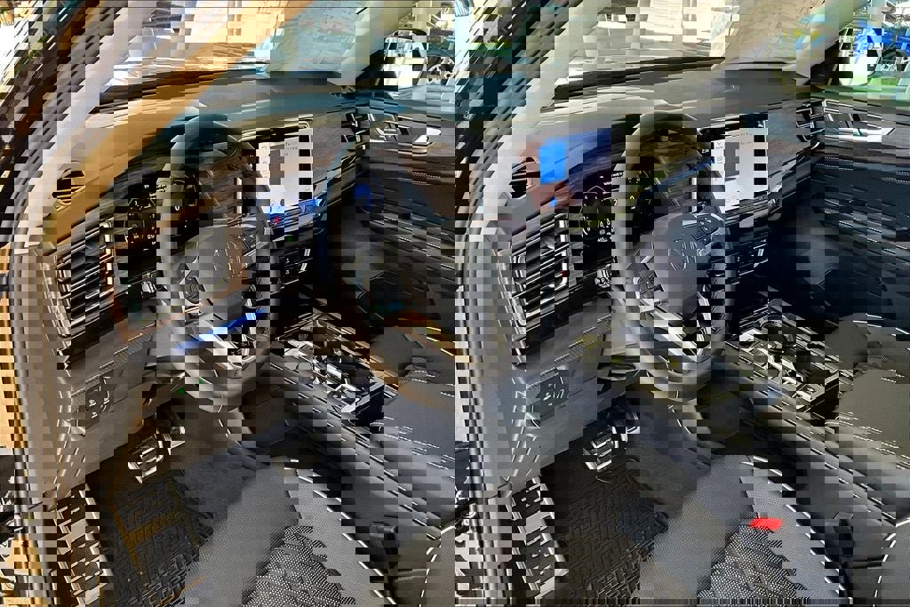 New 2026 Volkswagen Atlas SEL Premium R-Line image 14