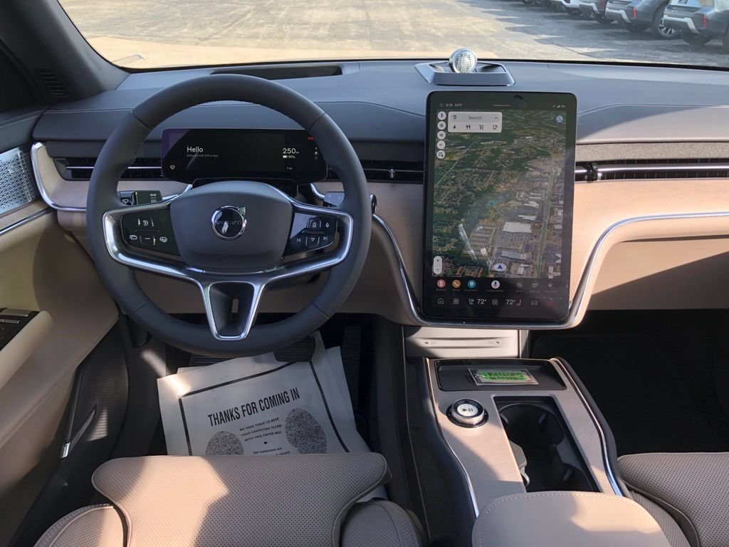 New 2026 Volvo EX90 Ultra AWD/4WD image 9