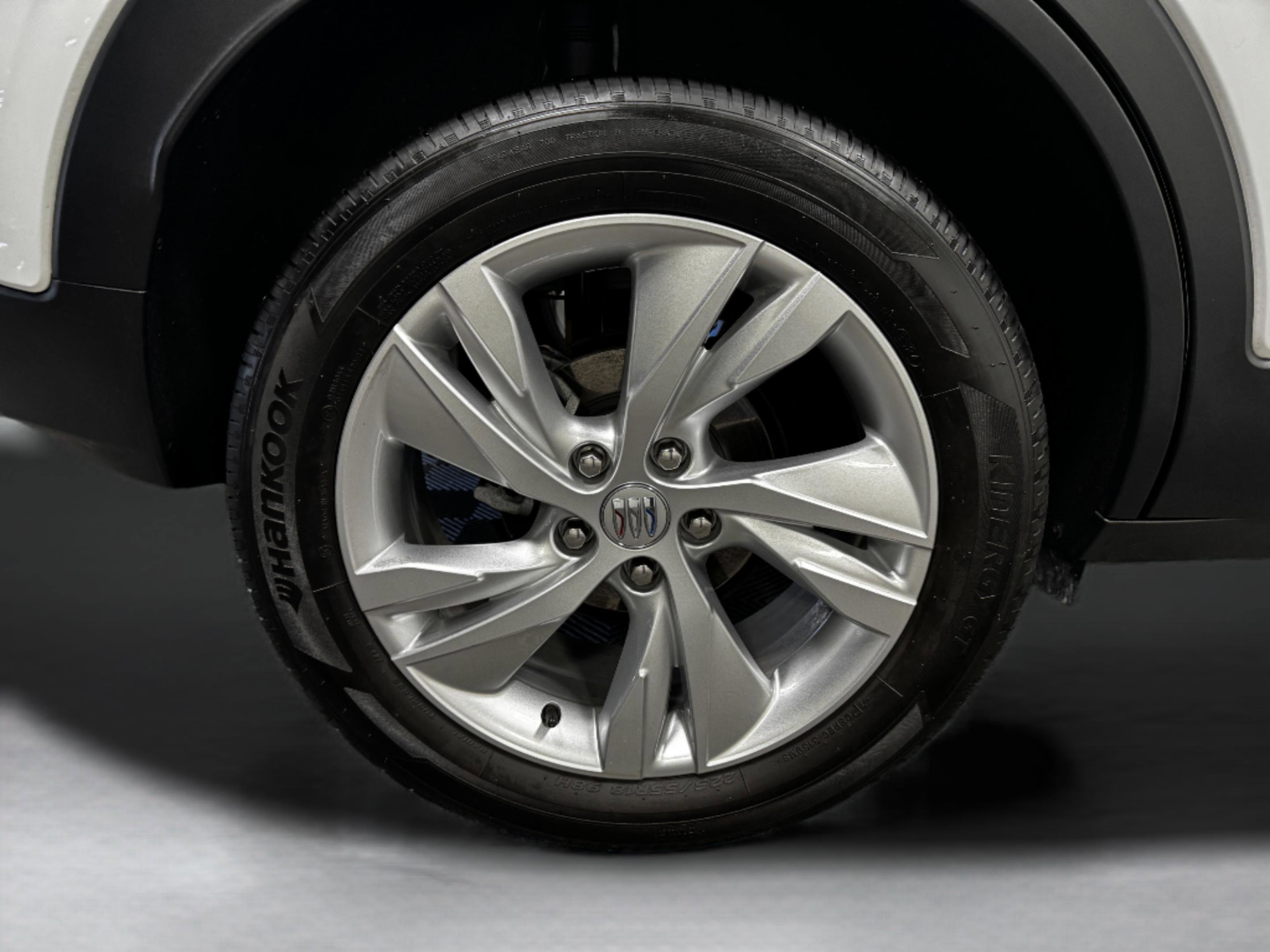 Used 2025 Buick Encore GX Preferred image 47