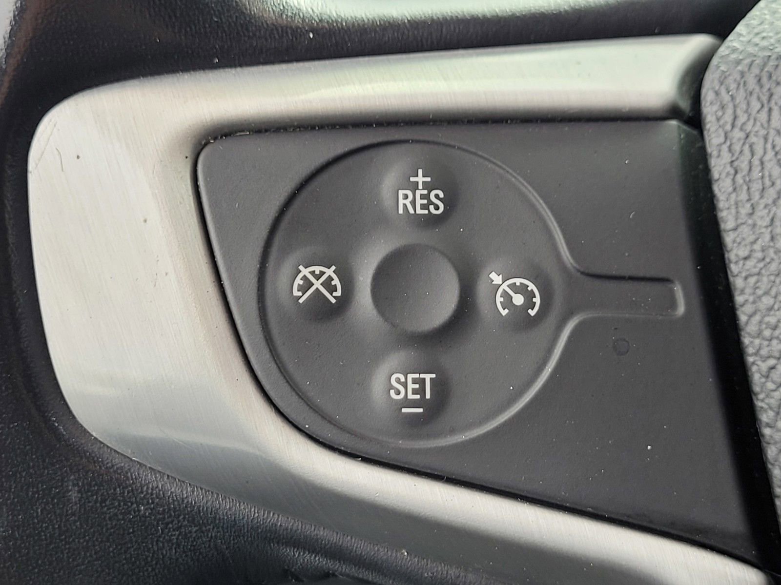 Used 2019 GMC Acadia SLE w/ Driver Alert Package I image 29