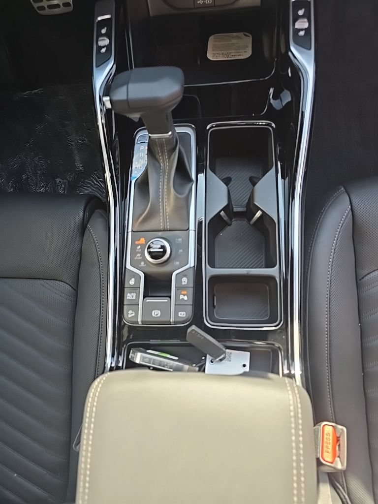 New 2026 Kia Sorento SX Prestige AWD/4WD image 9