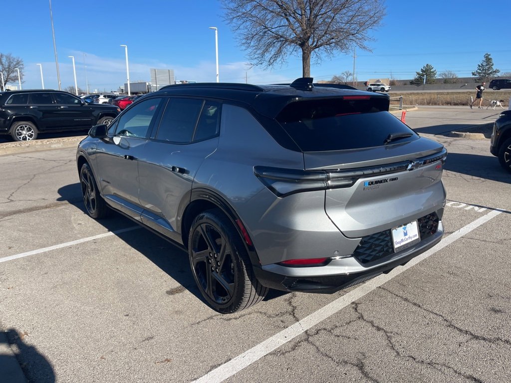 New 2025 Chevrolet Equinox EV RS image 5