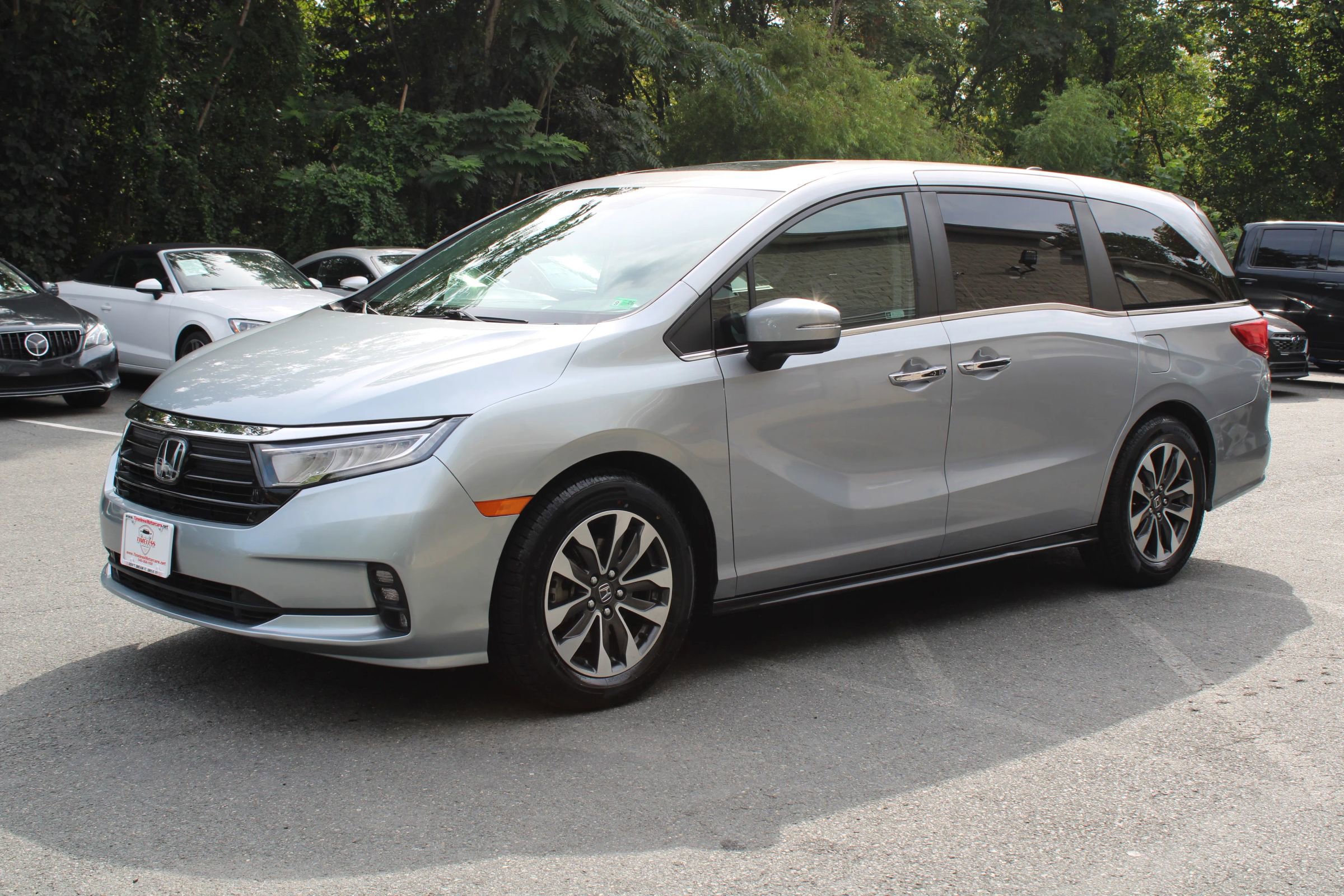 Used 2021 Honda Odyssey EX-L image 3