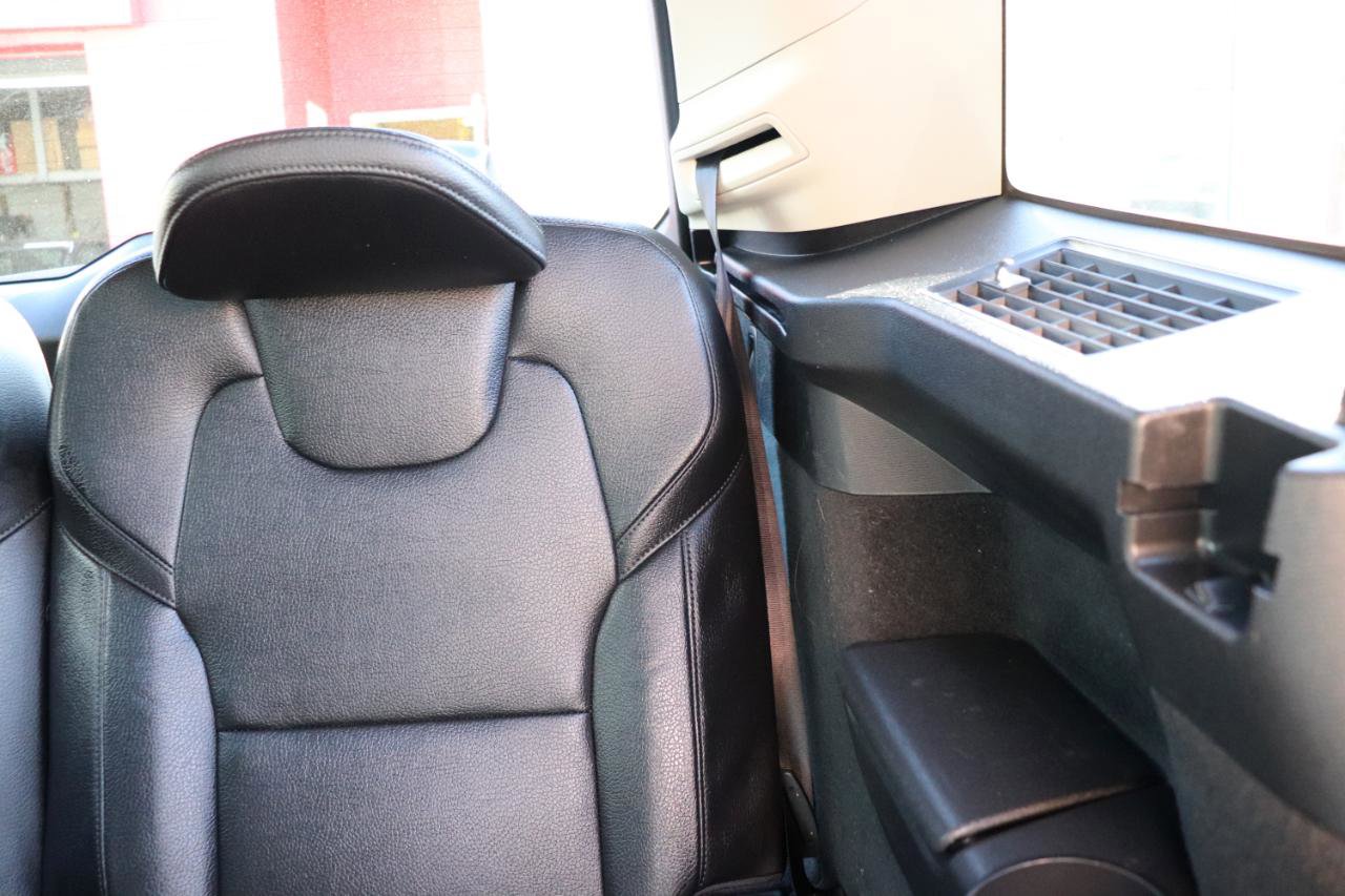 Used 2016 Volvo XC90 T6 Momentum image 28