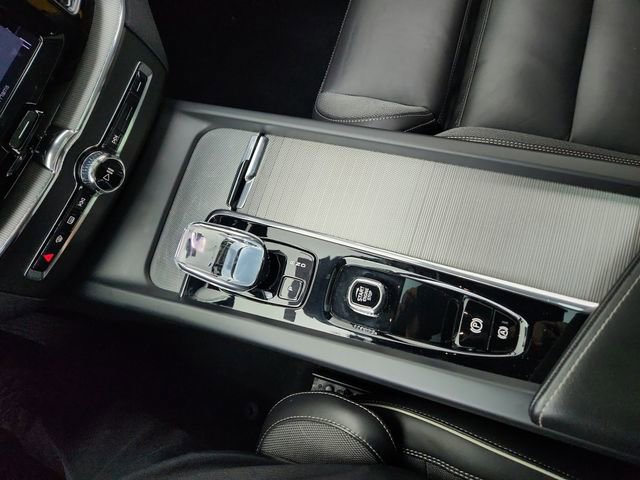 Certified 2024 Volvo XC60 T8 Polestar image 22