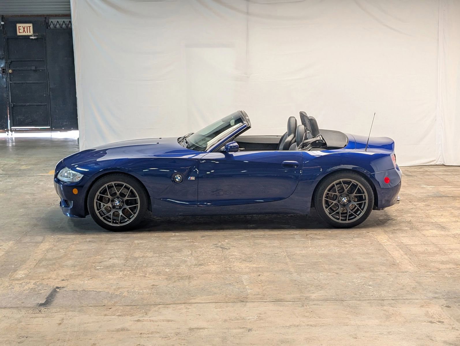 Used 2006 BMW M Roadster RWD image 4