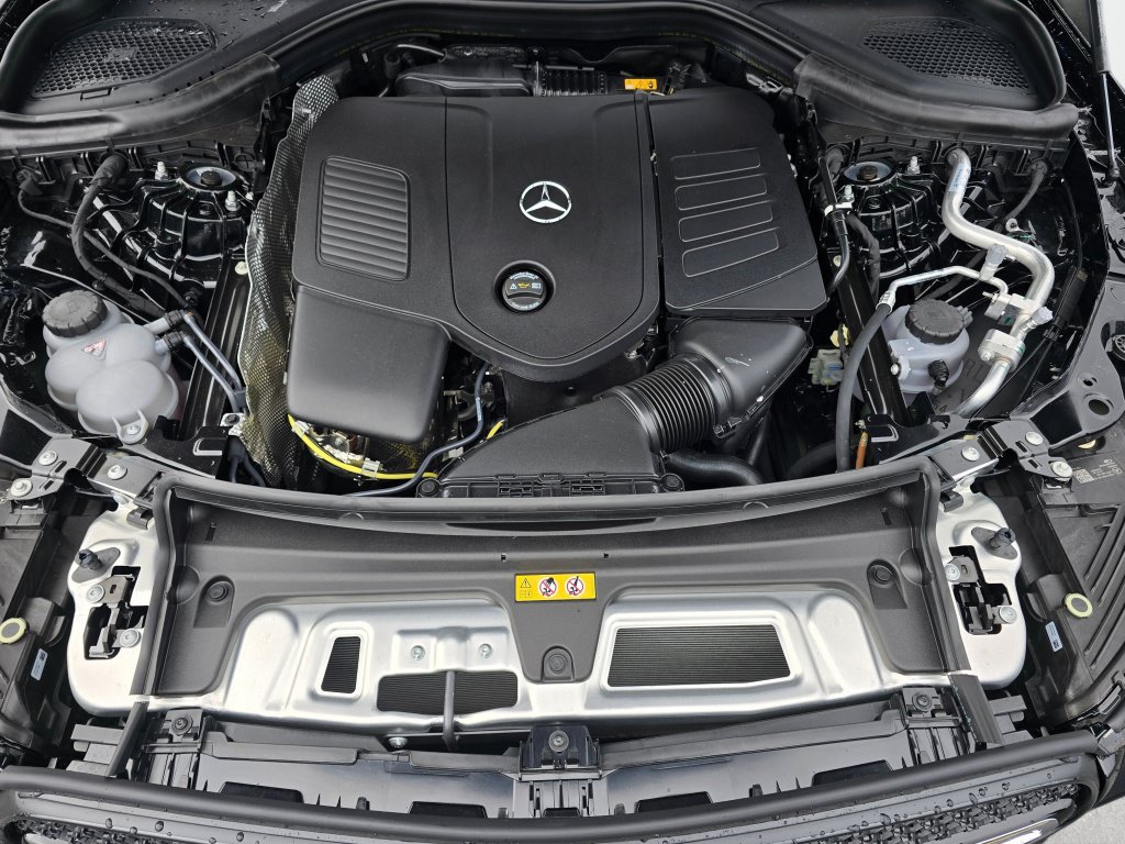 New 2027 Mercedes-Benz GLC 300 4MATIC image 10