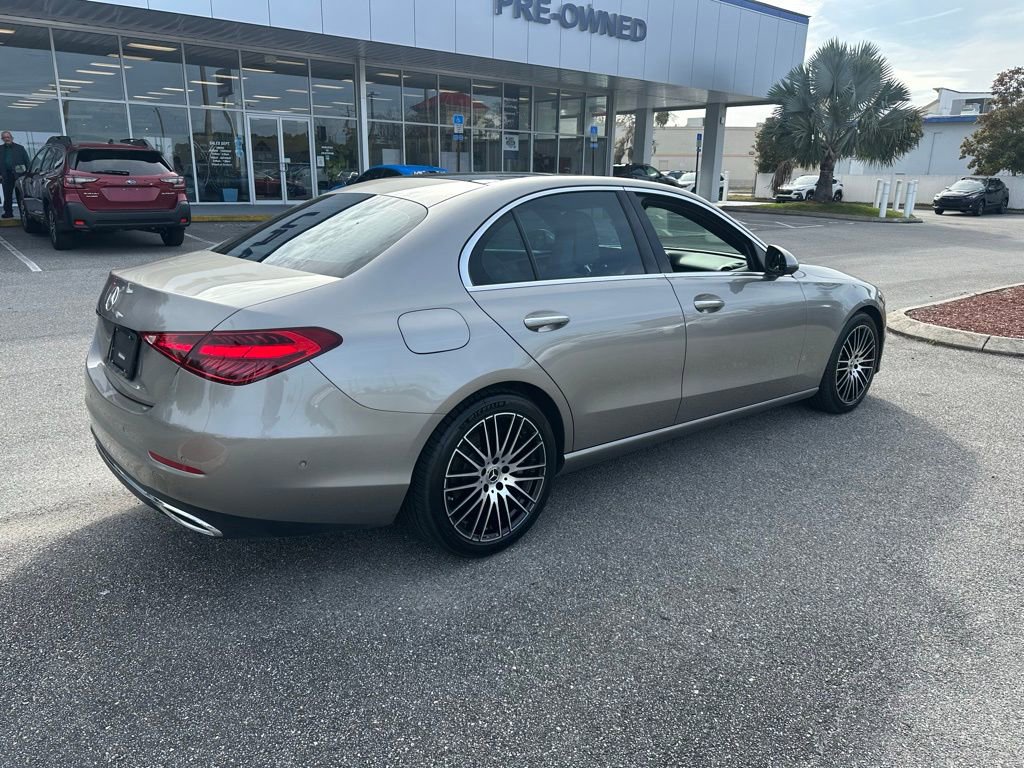Used 2024 Mercedes-Benz C 300 Sedan image 3