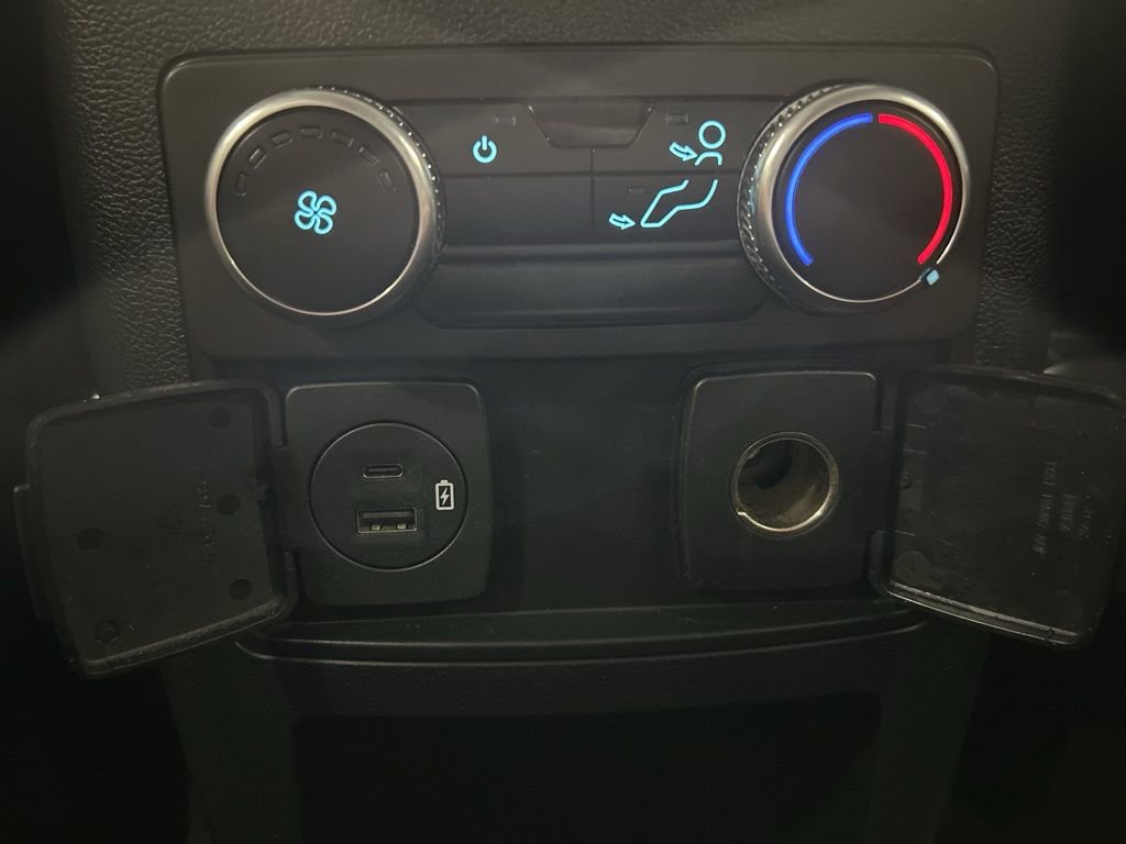 Used 2021 Ford Explorer XLT w/ Equipment Group 202A image 37