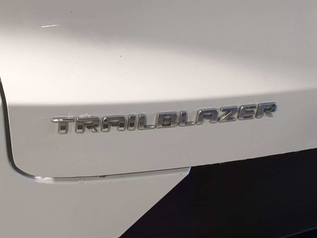 Used 2023 Chevrolet TrailBlazer ACTIV image 23