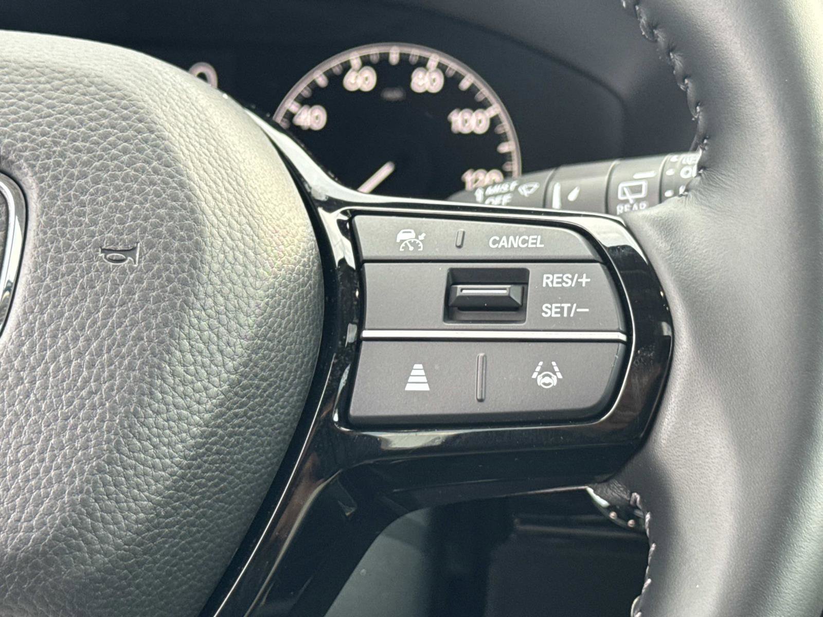 Used 2025 Honda CR-V EX-L image 8
