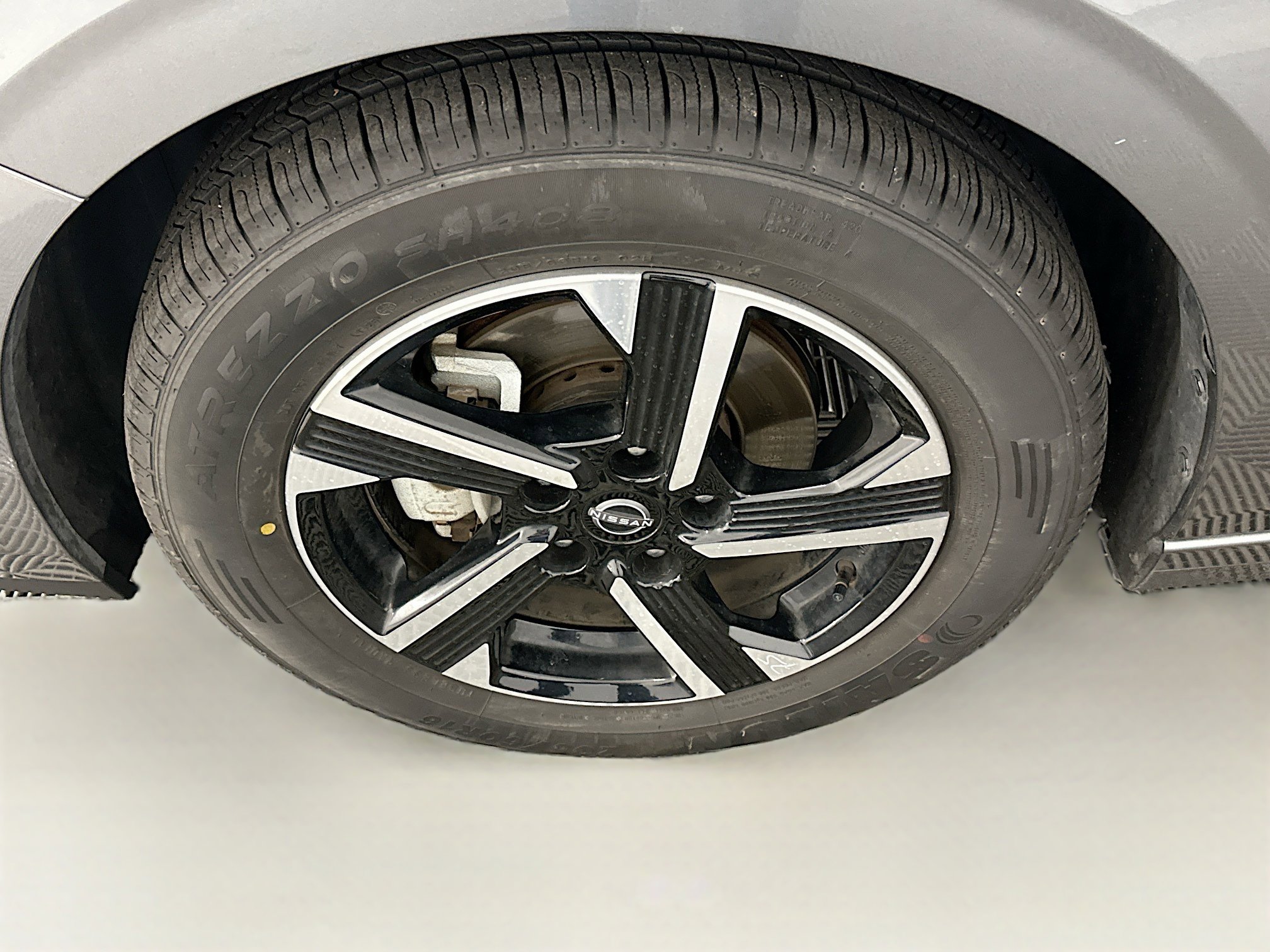 Used 2024 Nissan Sentra SV image 11