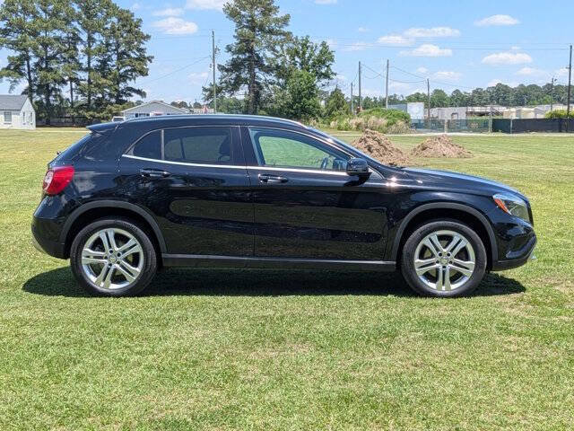 Used 2016 Mercedes-Benz GLA 250 4MATIC image 2