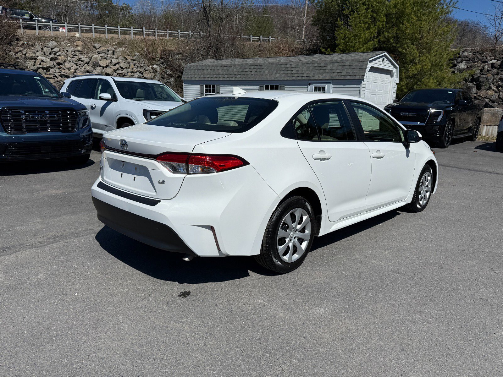 Used 2023 Toyota Corolla LE w/ Carpet Mat Package (TMS) image 5