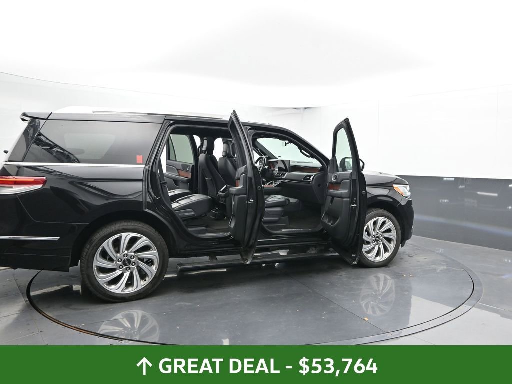 Used 2024 Lincoln Navigator Premiere AWD/4WD image 55