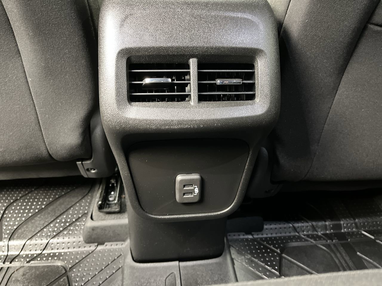 Used 2022 Chevrolet Equinox LT AWD/4WD image 12