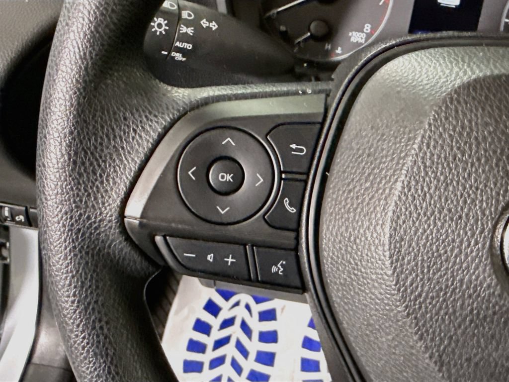 Certified 2023 Toyota Corolla Cross AWD Hybrid image 21