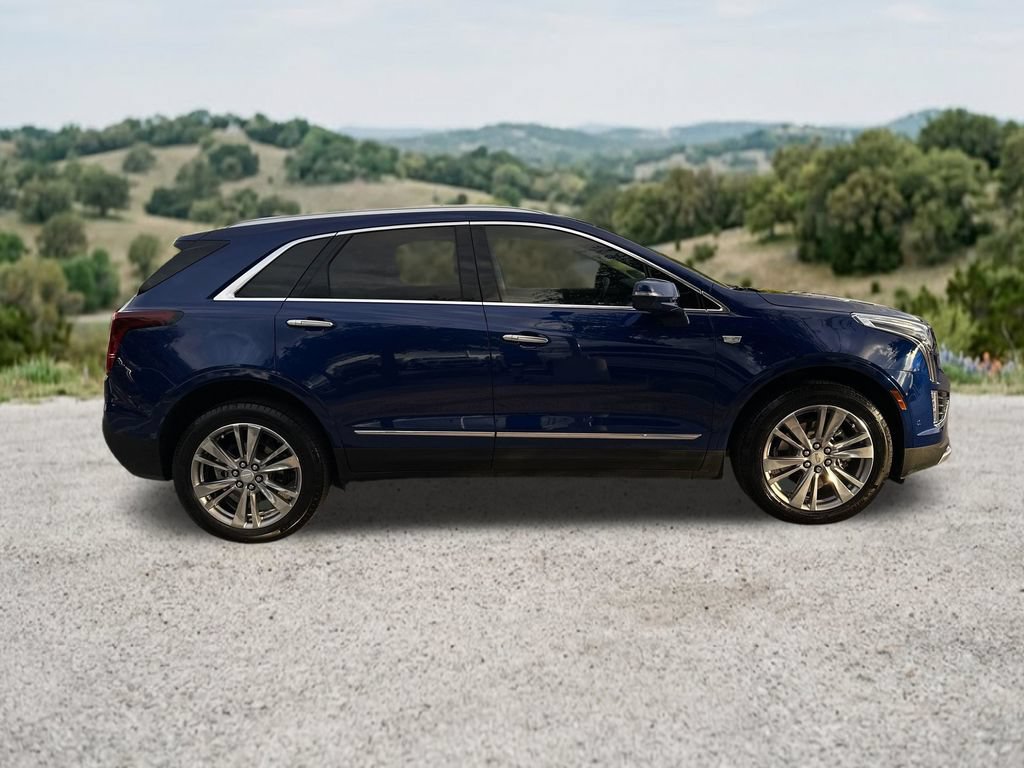 Used 2024 Cadillac XT5 Premium Luxury w/ Technology Package FWD image 11