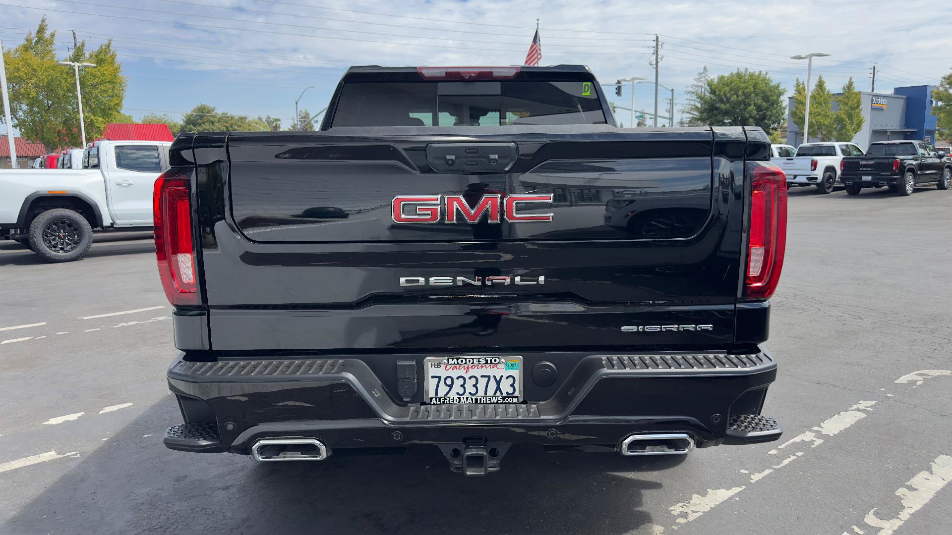 Used 2024 GMC Sierra 1500 Denali AWD/4WD image 5