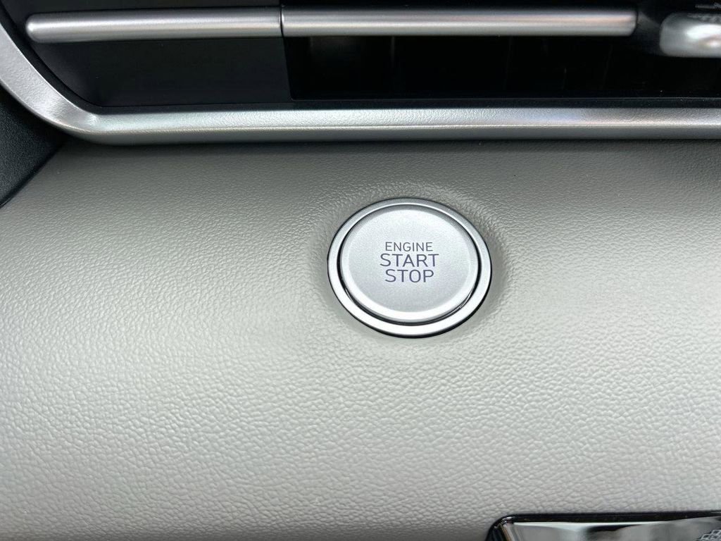 Certified 2026 Hyundai Elantra Sport image 32