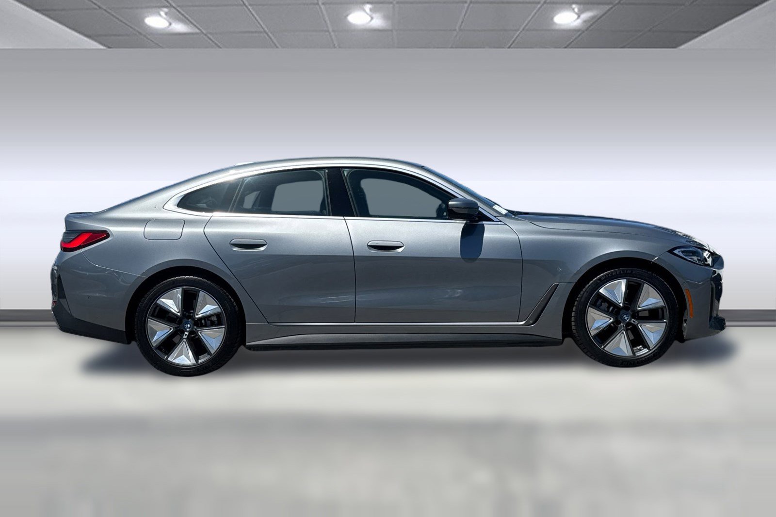Certified 2023 BMW i4 eDrive35 w/ Premium Package RWD image 7