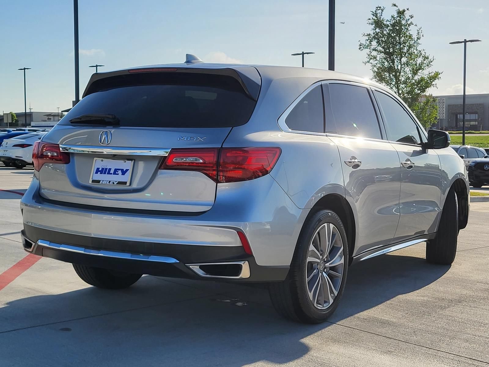 Used 2018 Acura MDX FWD w/ Technology Package image 5