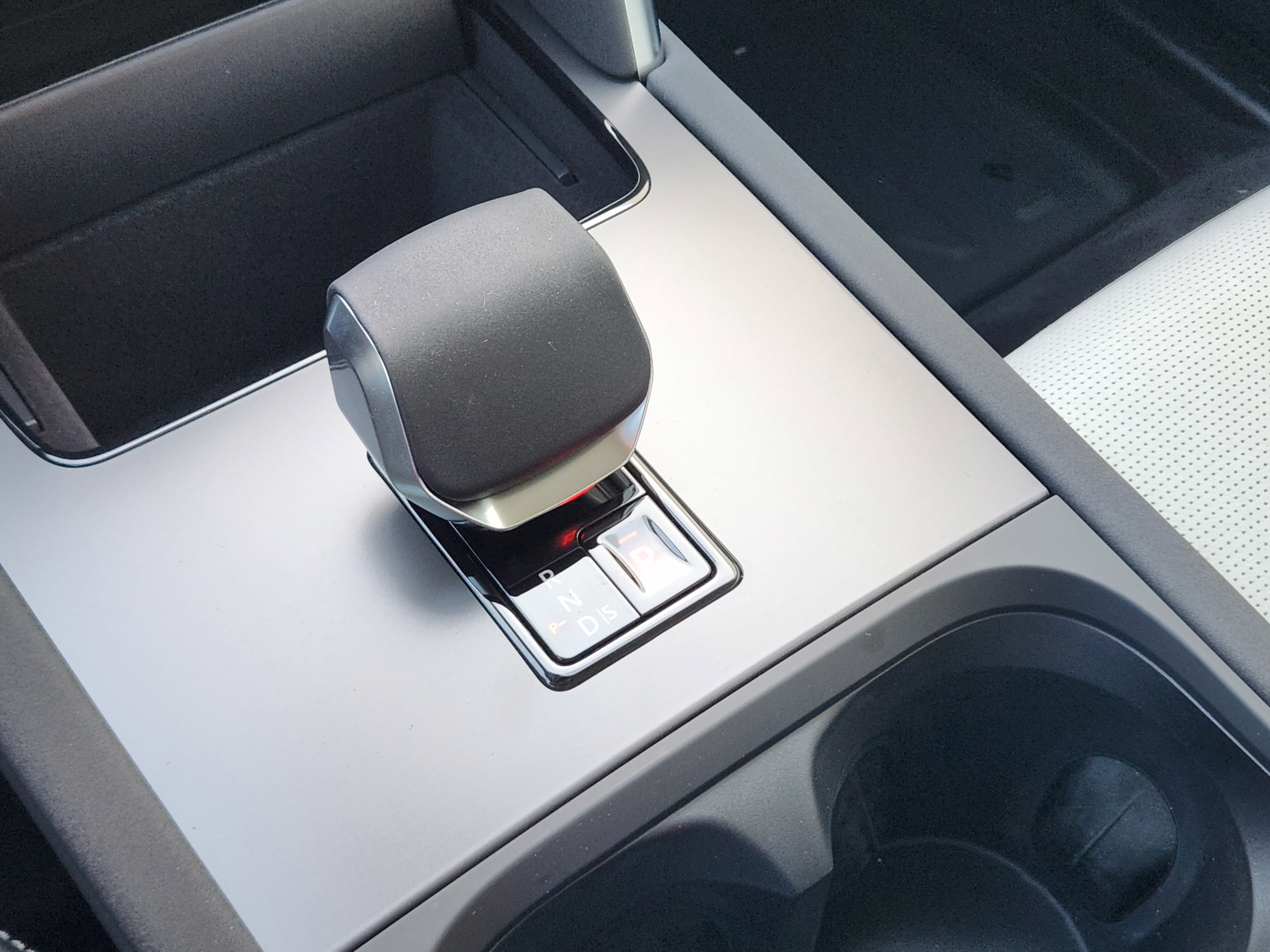 New 2025 Land Rover Discovery Sport S AWD/4WD image 15