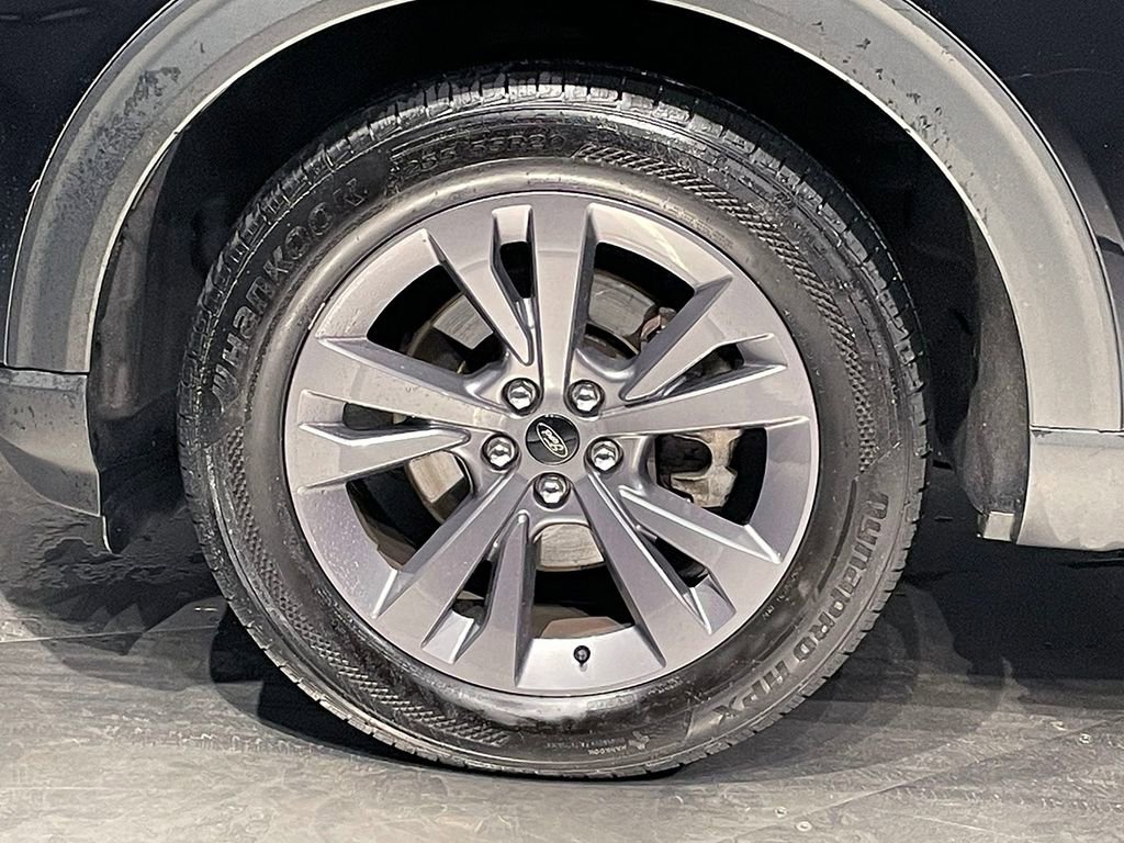 Used 2022 Ford Explorer XLT w/ Equipment Group 202A image 41