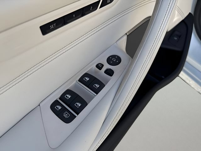 Certified 2023 BMW 540i xDrive w/ Executive Package AWD/4WD image 11