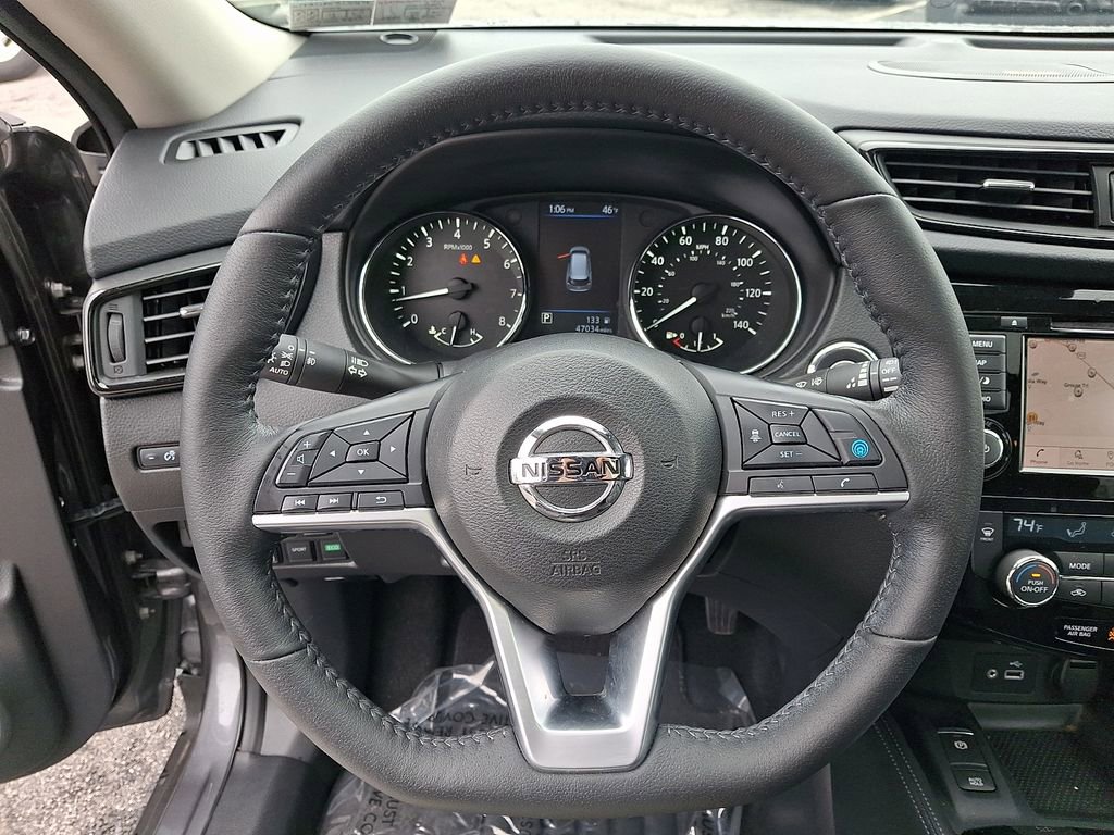 Used 2020 Nissan Rogue SL w/ Premium Package image 20